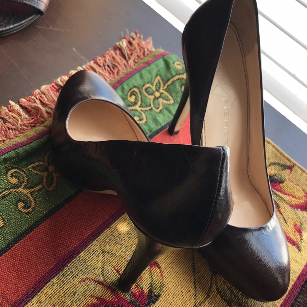 Shoes - Picture 2 of 2